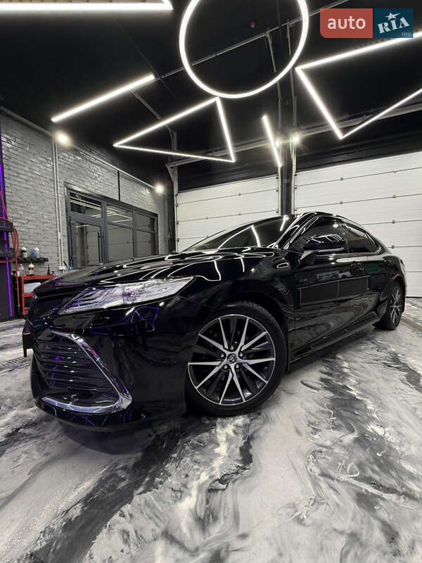 Седан Toyota Camry 2022 в Киеве фото Седан Toyota Camry 2022 в Киеве