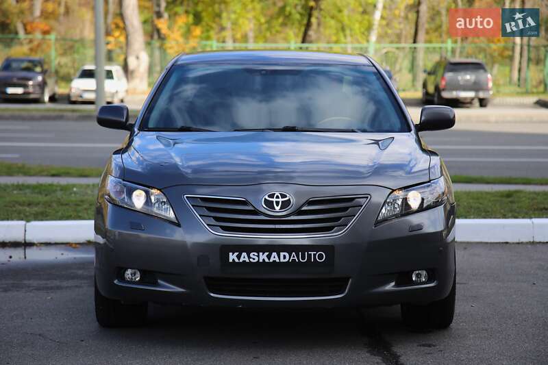 Седан Toyota Camry 2007 в Харкові