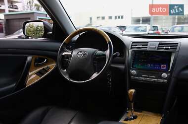 Седан Toyota Camry 2007 в 