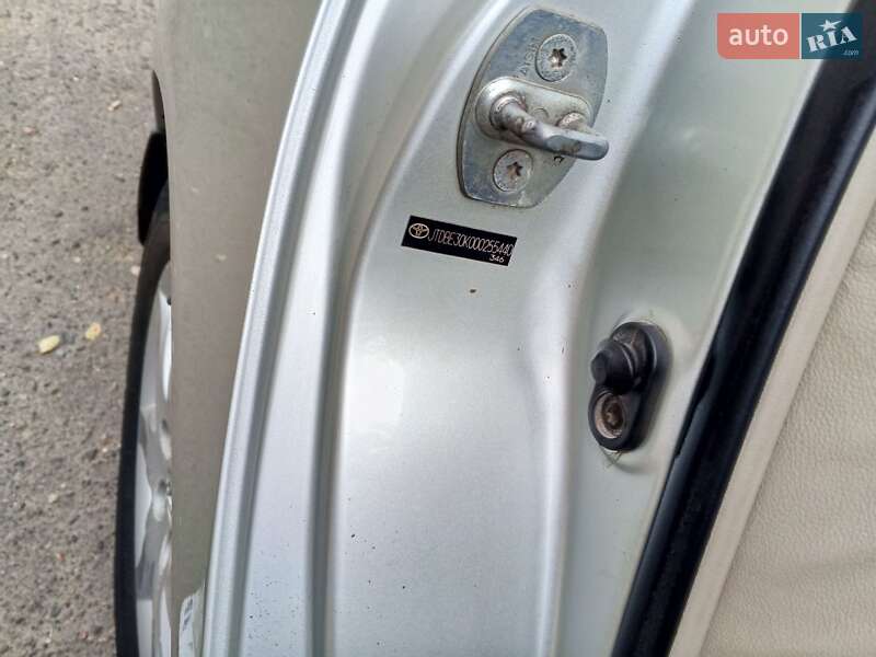 Седан Toyota Camry 2004 в Белгороде-Днестровском фото 32 Седан Toyota Camry 2004 в Белгороде-Днестровском