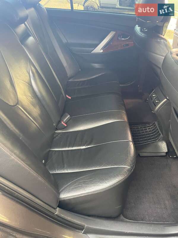Седан Toyota Camry 2010 в Полонном фото 15 Седан Toyota Camry 2010 в Полонном