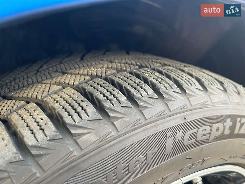 Седан Toyota Camry 2019 в Киеве фото 37 Седан Toyota Camry 2019 в Киеве