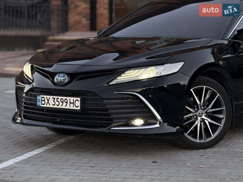 Седан Toyota Camry 2021 в Виннице фото 3 Седан Toyota Camry 2021 в Виннице