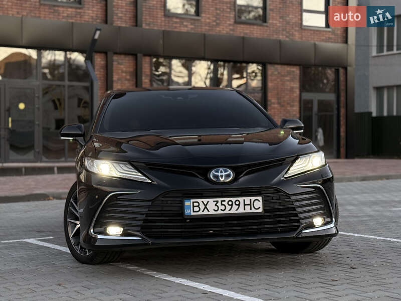 Седан Toyota Camry 2021 в Виннице фото 7 Седан Toyota Camry 2021 в Виннице