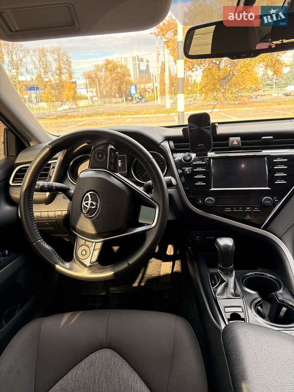 Седан Toyota Camry 2017 в Києві фото 20 Седан Toyota Camry 2017 в Києві