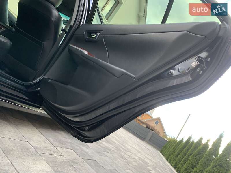 Седан Toyota Camry 2013 в Івано-Франківську