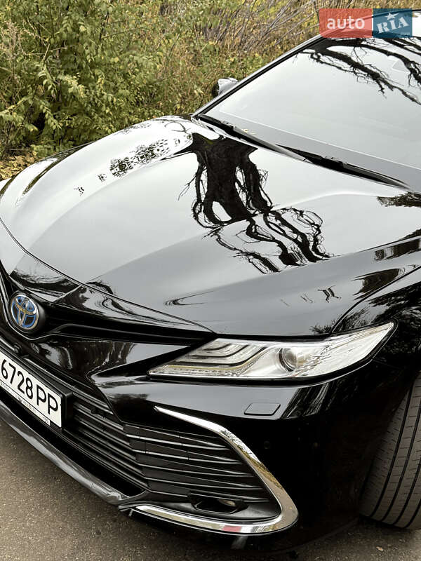 Седан Toyota Camry 2023 в Киеве фото 40 Седан Toyota Camry 2023 в Киеве