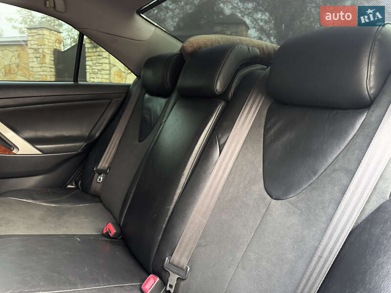Седан Toyota Camry 2009 в Могилев-Подольске