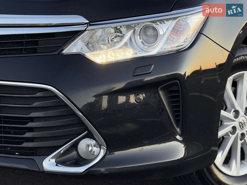 Седан Toyota Camry 2017 в Киеве фото 10 Седан Toyota Camry 2017 в Киеве