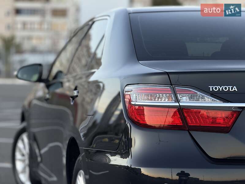 Седан Toyota Camry 2017 в Киеве фото 20 Седан Toyota Camry 2017 в Киеве