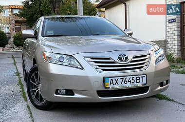 Седан Toyota Camry 2008 в Харькове