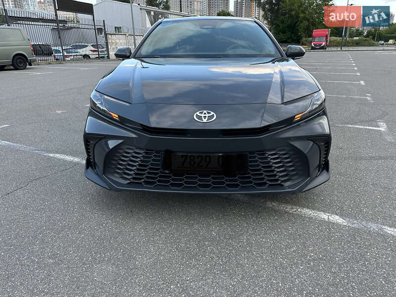 Седан Toyota Camry 2024 в Киеве фото 2 Седан Toyota Camry 2024 в Киеве