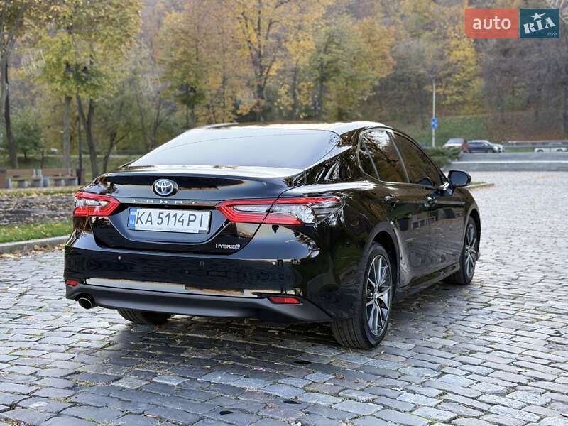 Седан Toyota Camry 2022 в Киеве фото 11 Седан Toyota Camry 2022 в Киеве