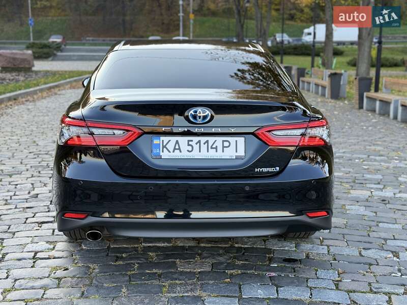 Седан Toyota Camry 2022 в Киеве фото 14 Седан Toyota Camry 2022 в Киеве