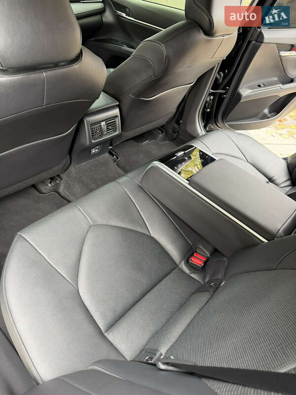 Седан Toyota Camry 2022 в Днепре фото 19 Седан Toyota Camry 2022 в Днепре