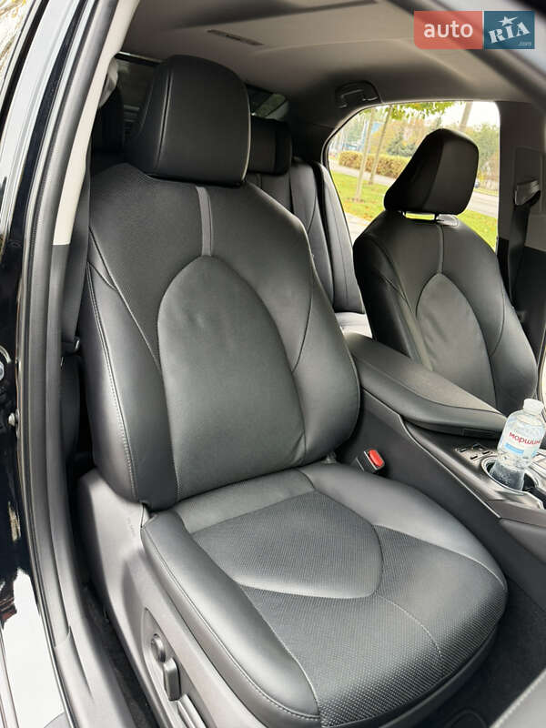 Седан Toyota Camry 2022 в Днепре фото 23 Седан Toyota Camry 2022 в Днепре