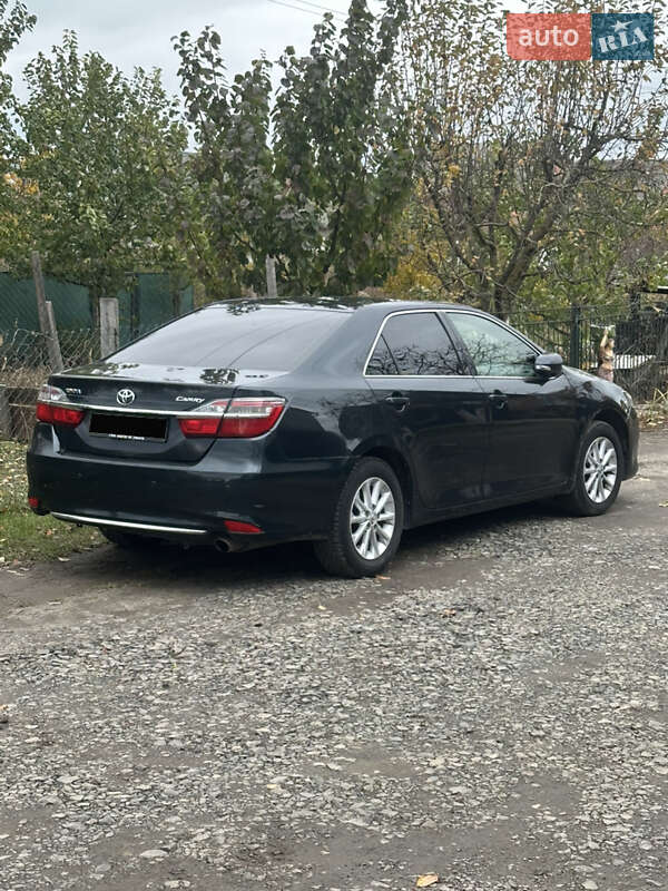 Toyota Camry 2016