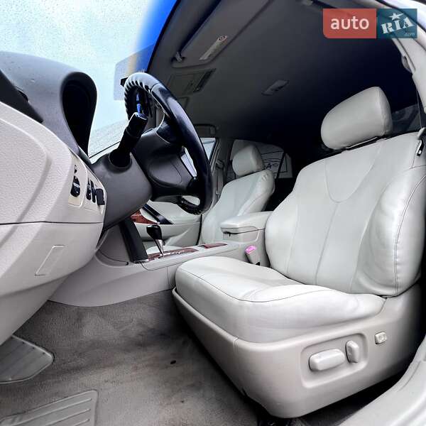 Седан Toyota Camry 2006 в Чернигове