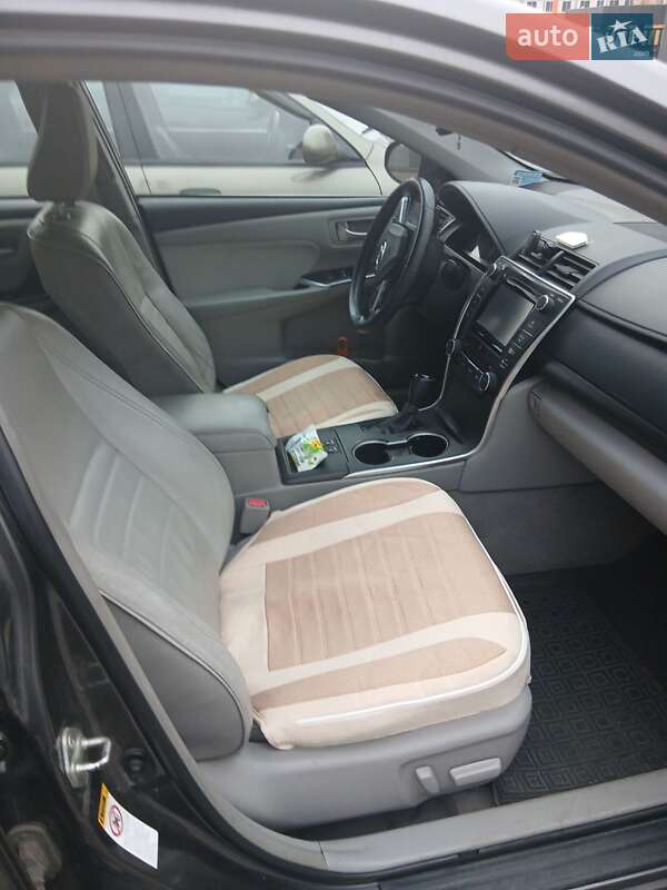 Седан Toyota Camry 2015 в Киеве фото 3 Седан Toyota Camry 2015 в Киеве