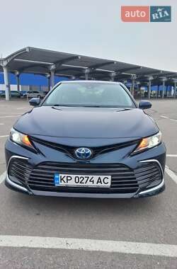 Седан Toyota Camry 2021 в Запорожье