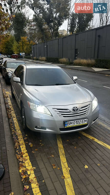 Седан Toyota Camry 2007 в Киеве