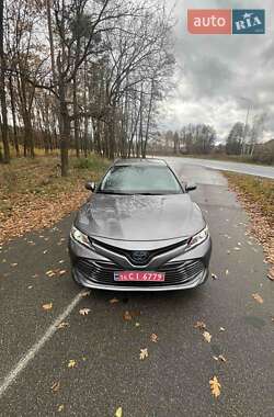 Седан Toyota Camry 2020 в Макарове Седан Toyota Camry 2020 в Макарове