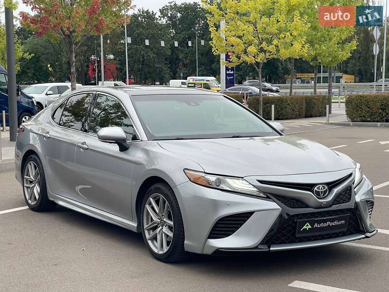 Седан Toyota Camry 2018 в Киеве фото 6 Седан Toyota Camry 2018 в Киеве