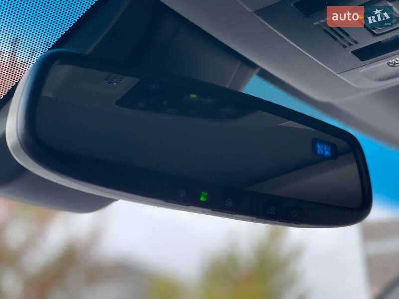 Седан Toyota Camry 2018 в Киеве фото 29 Седан Toyota Camry 2018 в Киеве