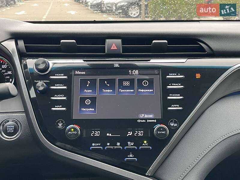 Седан Toyota Camry 2018 в Киеве фото 38 Седан Toyota Camry 2018 в Киеве