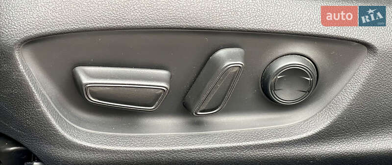 Седан Toyota Camry 2021 в Києві фото 17 Седан Toyota Camry 2021 в Києві