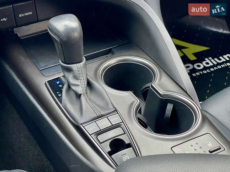 Седан Toyota Camry 2021 в Києві фото 30 Седан Toyota Camry 2021 в Києві