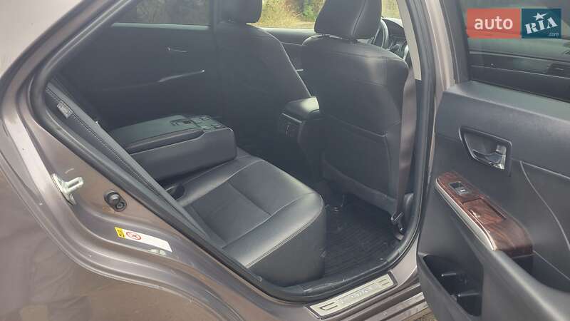 Седан Toyota Camry 2016 в Луцьку