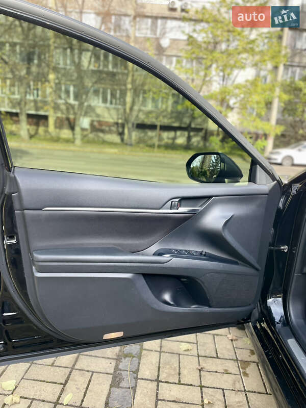 Седан Toyota Camry 2019 в Киеве фото 33 Седан Toyota Camry 2019 в Киеве
