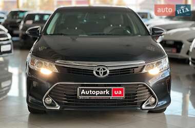Седан Toyota Camry 2015 в Одессе