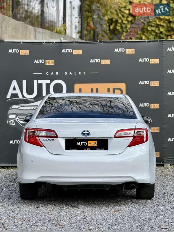 Седан Toyota Camry 2015 в Харкові