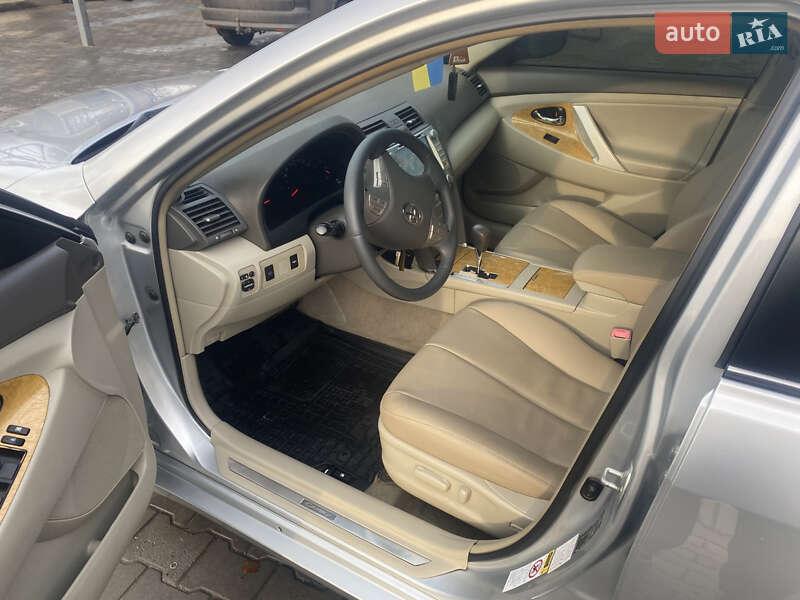 Седан Toyota Camry 2006 в Полтаві