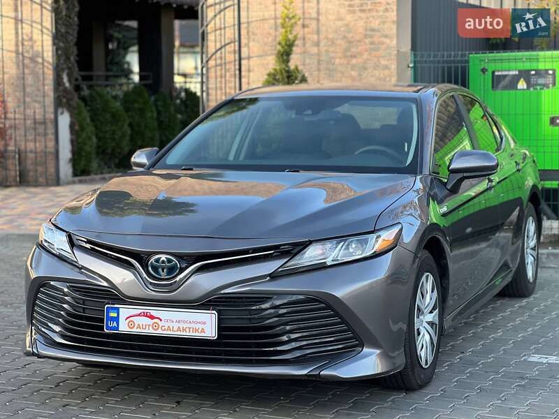 Седан Toyota Camry 2018 в Одесі