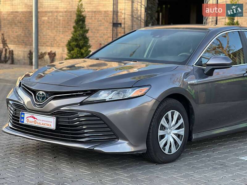Седан Toyota Camry 2018 в Одесі