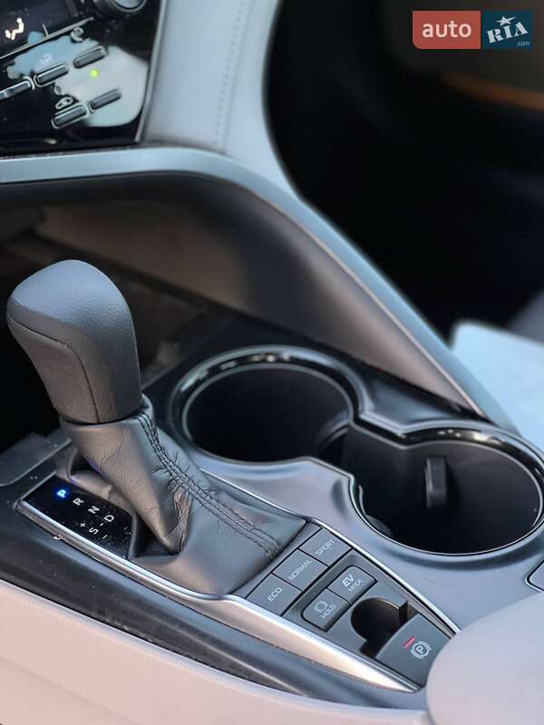 Седан Toyota Camry 2018 в Одесі