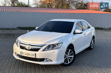 Седан Toyota Camry 2012 в Козельщине