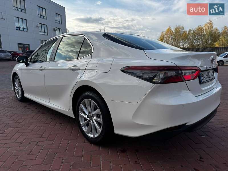 Седан Toyota Camry 2024 в Ровно фото 6 Седан Toyota Camry 2024 в Ровно