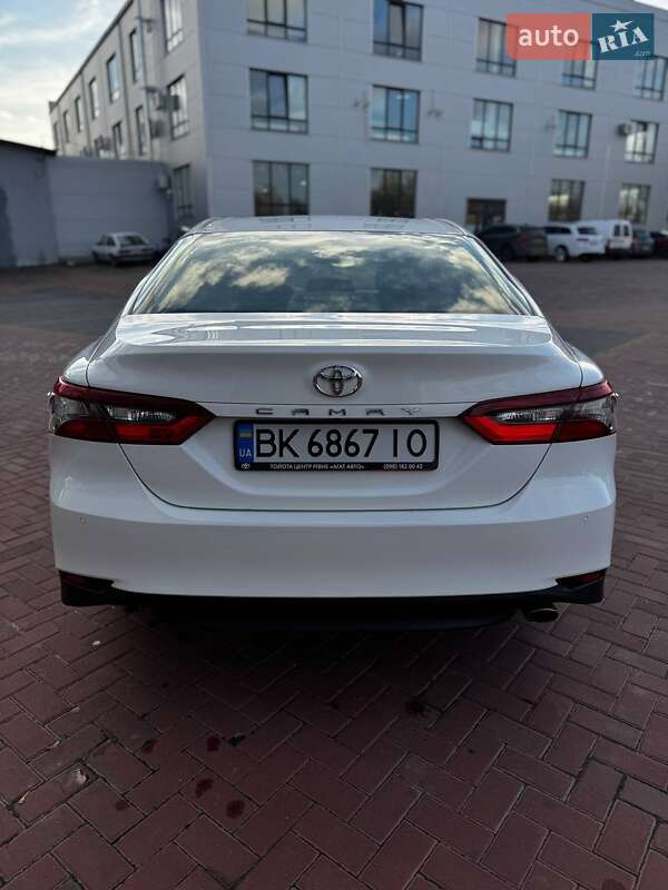 Седан Toyota Camry 2024 в Ровно фото 8 Седан Toyota Camry 2024 в Ровно