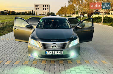Седан Toyota Camry 2012 в Одесі