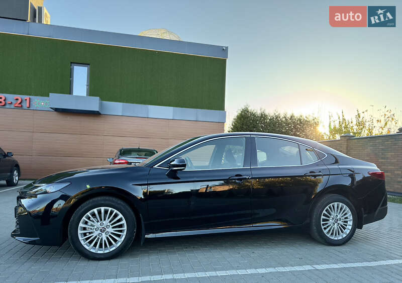 Седан Toyota Camry 2025 в Виннице фото 5 Седан Toyota Camry 2025 в Виннице