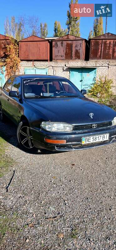 Седан Toyota Camry 1994 в Миколаєві