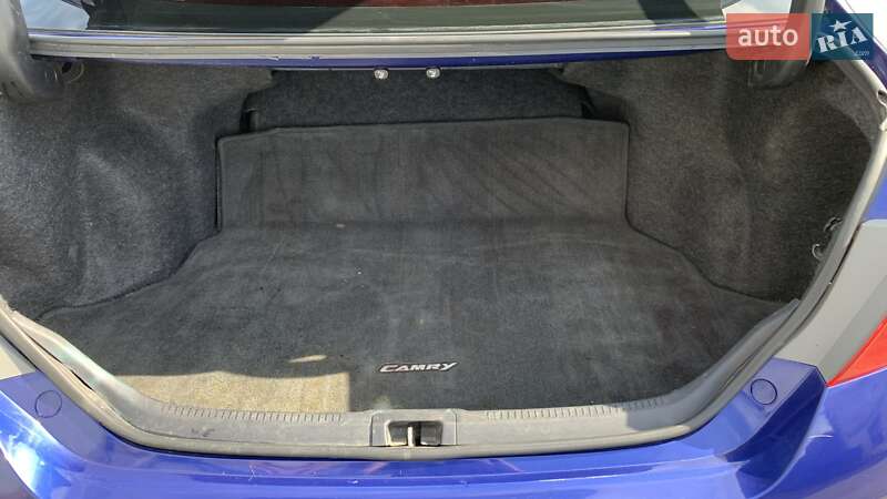 Седан Toyota Camry 2015 в Харкові