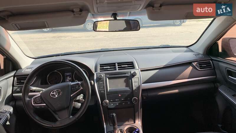 Седан Toyota Camry 2015 в Харкові