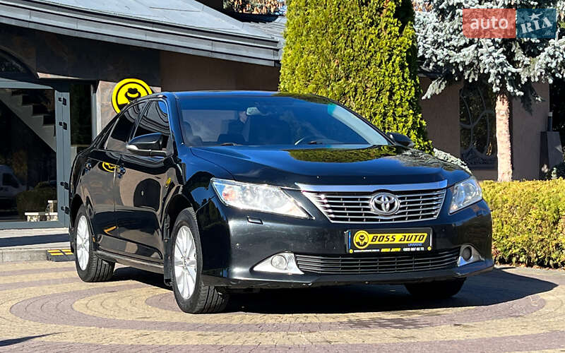 Toyota Camry 2014