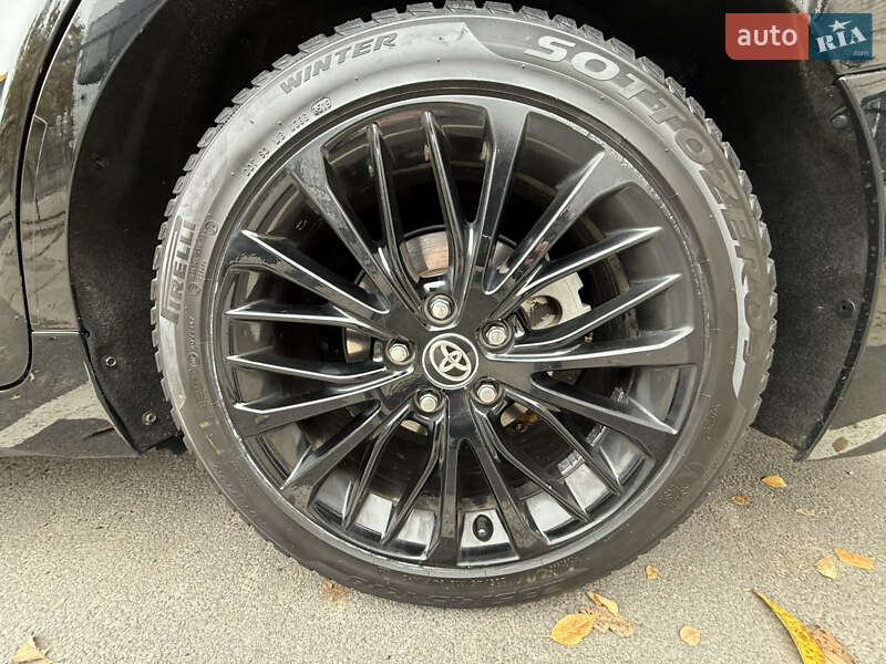 Седан Toyota Camry 2020 в Днепре фото 7 Седан Toyota Camry 2020 в Днепре