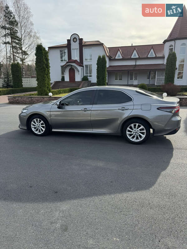 Седан Toyota Camry 2021 в Барановке